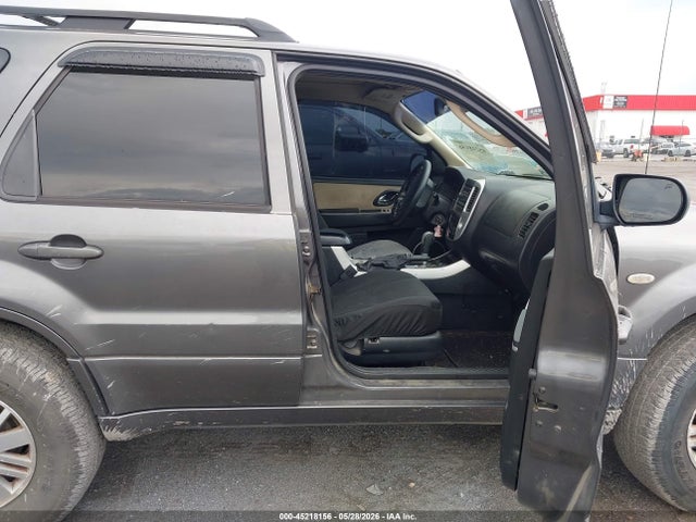 Aukcja sprzedaży 2005 Mercury Mariner Luxury/premier, vin: 4M2YU561X5DJ14747, numer aukcji: 45218156