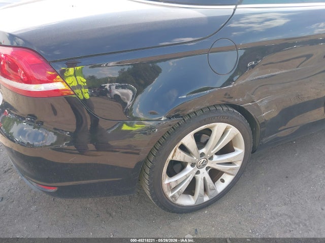 2013 Volkswagen Eos Lux მანქანა იყიდება აუქციონზე, vin: WVWFW8AH3DV000613, აუქციონის ნომერი: 45218221