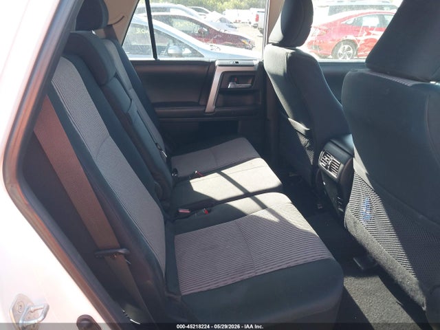 Toyota 4RUNNER SR5 2015 JTEBU5JR0F5246092 Image 8