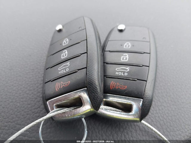 45218253 :رقم المزاد ، 5XXGM4A71FG484063 vin ، 2015 Kia Optima Lx مزاد بيع