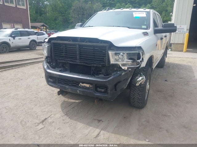 Auction sale of the 2022 Ram 2500 Tradesman  4x4 6'4 Box, vin: 3C6UR5CJ6NG117956, lot number: 45218258