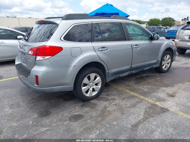 45218286 :رقم المزاد ، 4S4BRBBC7A3383741 vin ، 2010 Subaru Outback 2.5i Premium مزاد بيع