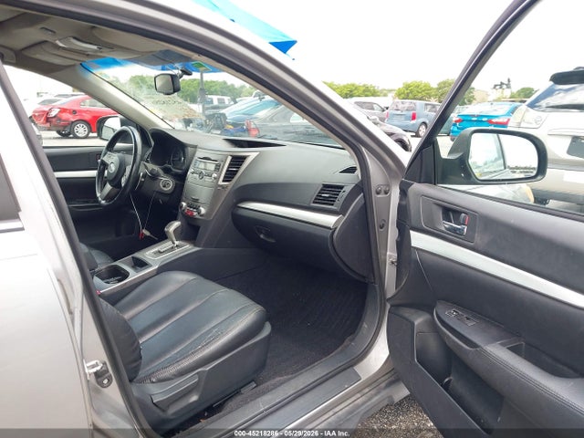 45218286 :رقم المزاد ، 4S4BRBBC7A3383741 vin ، 2010 Subaru Outback 2.5i Premium مزاد بيع