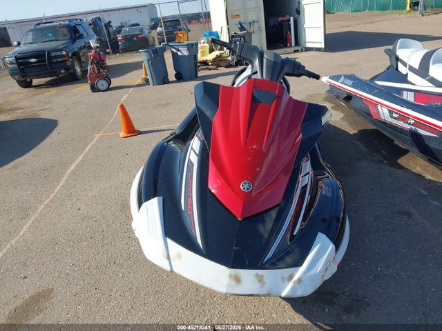 45218341 :رقم المزاد ، YAMA4242E818 vin ، 2018 Yamaha Vx Limited مزاد بيع