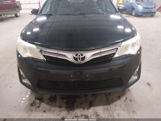 2014 Toyota Camry Xle V6 მანქანა იყიდება აუქციონზე, vin: 4T1BK1FK0EU537982, აუქციონის ნომერი: 45218346