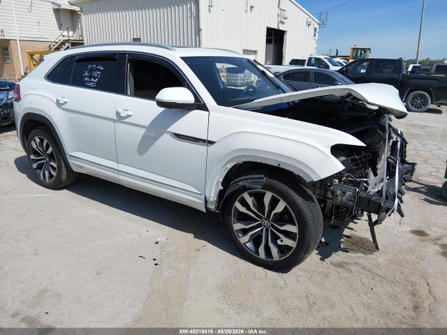 Продаж на аукціоні авто 2020 Volkswagen Atlas Cross Sport 3.6l V6 Sel Premium R-line, vin: 1V2TE2CA8LC213908, номер лоту: 45218418