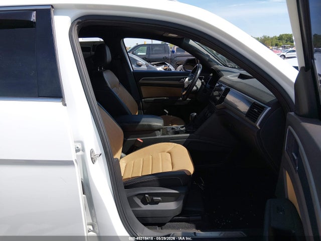 Продаж на аукціоні авто 2020 Volkswagen Atlas Cross Sport 3.6l V6 Sel Premium R-line, vin: 1V2TE2CA8LC213908, номер лоту: 45218418