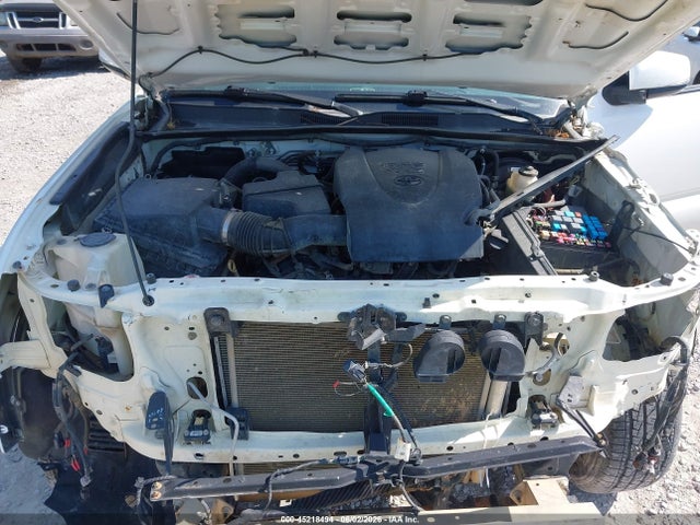 45218494 :رقم المزاد ، 5TFCZ5AN7GX019897 vin ، 2016 Toyota Tacoma Trd Sport مزاد بيع