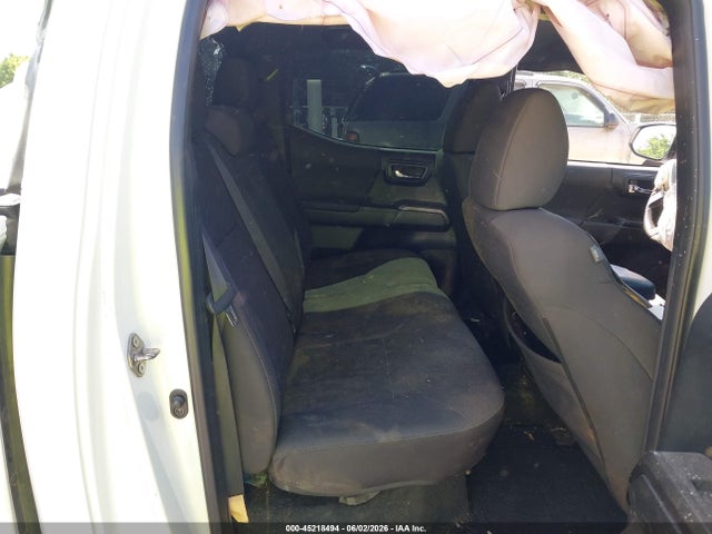 45218494 :رقم المزاد ، 5TFCZ5AN7GX019897 vin ، 2016 Toyota Tacoma Trd Sport مزاد بيع