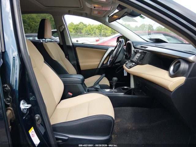 Aukcja sprzedaży 2017 Toyota Rav4 Xle, vin: JTMRFREV6HD213697, numer aukcji: 45218501