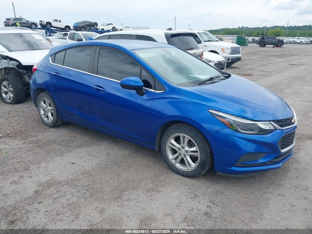 45218512 :رقم المزاد ، 3G1BE6SM4JS653575 vin ، 2018 Chevrolet Cruze Lt Auto مزاد بيع