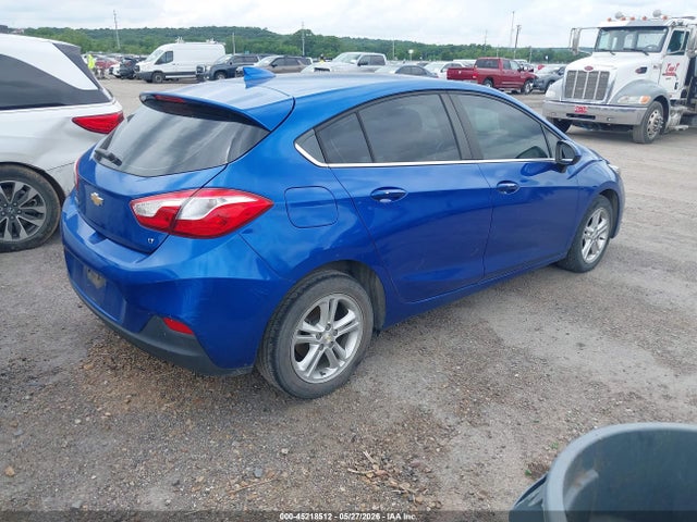 45218512 :رقم المزاد ، 3G1BE6SM4JS653575 vin ، 2018 Chevrolet Cruze Lt Auto مزاد بيع