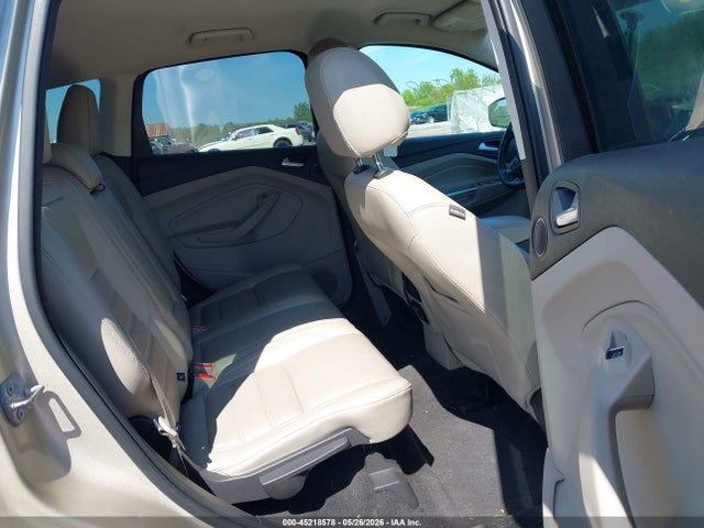 Продажа на аукционе авто 2017 Ford Escape Se, vin: 1FMCU0GD5HUA87386, номер лота: 45218578