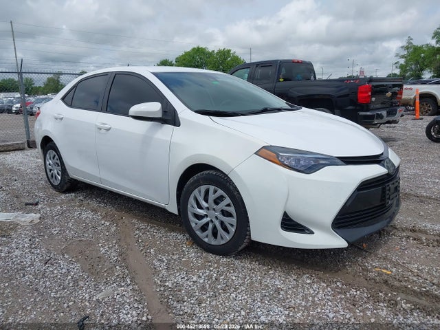 Toyota COROLLA LE 2017 2T1BURHE5HC892894 Image 1