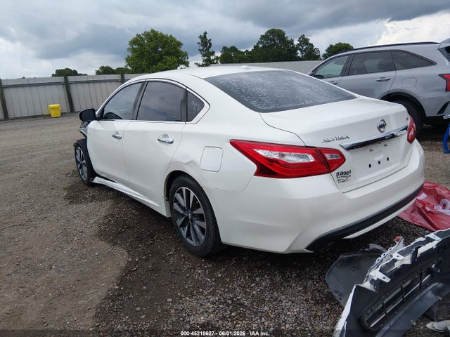Продажа на аукционе авто 2017 Nissan Altima 2.5 Sl, vin: 1N4AL3AP3HC211010, номер лота: 45218627