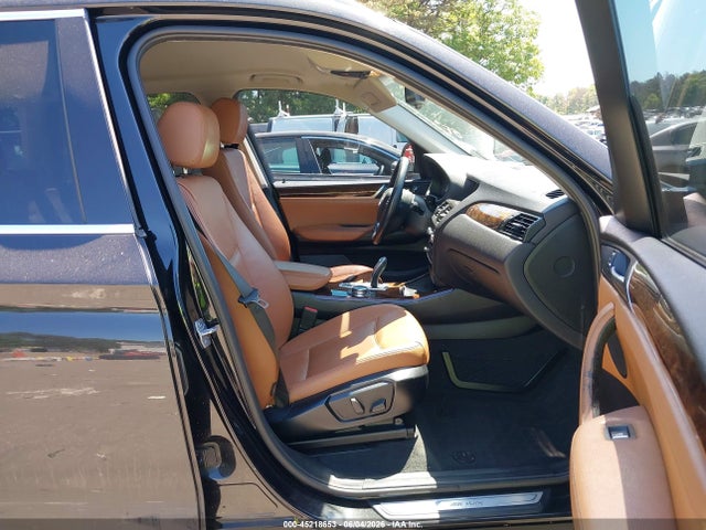 45218653 :رقم المزاد ، 5UXWX9C50F0D45301 vin ، 2015 Bmw X3 Xdrive28i مزاد بيع
