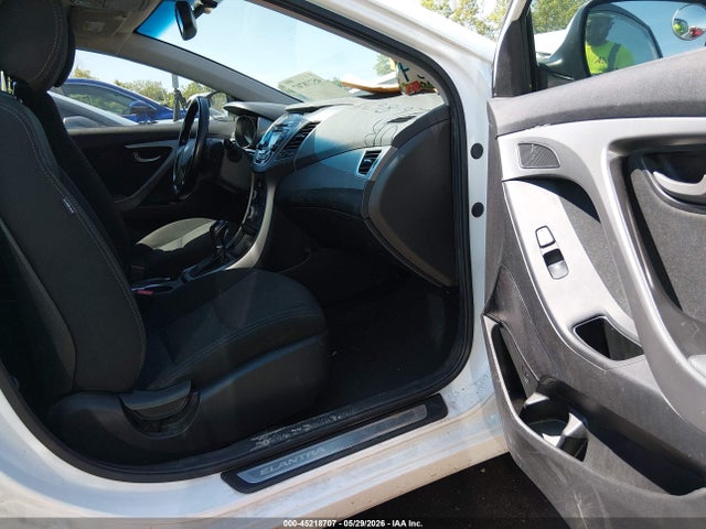 Aukcja sprzedaży 2016 Hyundai Elantra Value Edition, vin: 5NPDH4AE0GH675923, numer aukcji: 45218707
