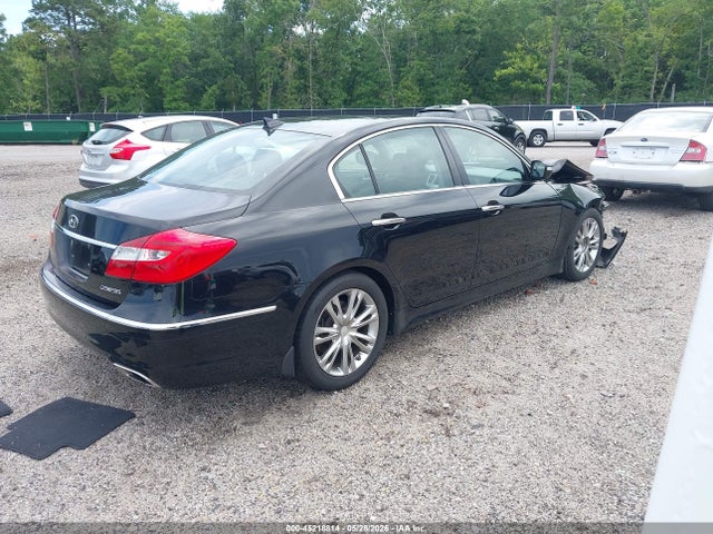 45218814 :رقم المزاد ، KMHGC4DD2DU238369 vin ، 2013 Hyundai Genesis 3.8 مزاد بيع
