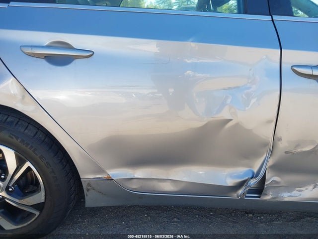 Hyundai Sonata 2017 5NPE24AF8HH588156 Image 13
