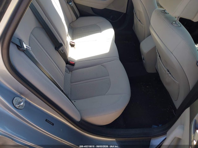 Hyundai Sonata 2017 5NPE24AF8HH588156 Image 8