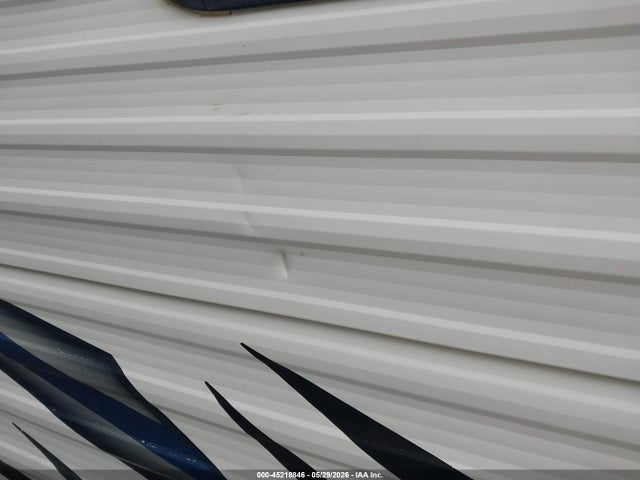 Salem Other 2017 4X4TSMB2XH7410878 Image 6