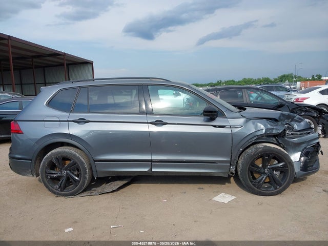 2023 Volkswagen Tiguan 2.0t Se R-line Black მანქანა იყიდება აუქციონზე, vin: 3VVCB7AX0PM070201, აუქციონის ნომერი: 45218875