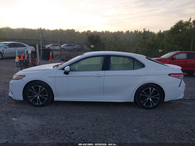 4T1B11HK9JU656625 Toyota CAMRY SE