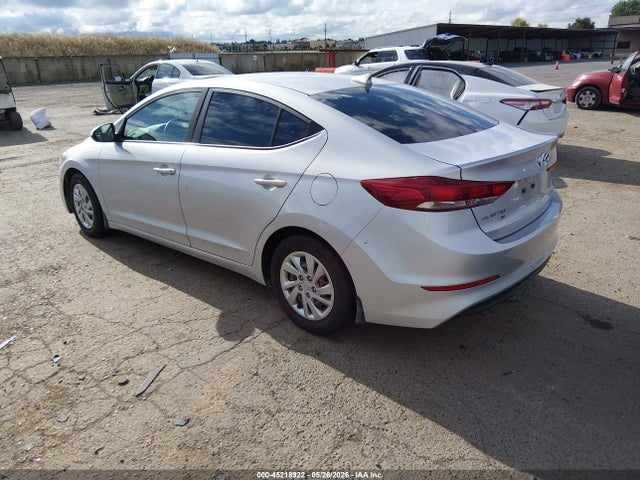 KMHD74LF1HU359930 Hyundai ELANTRA SE