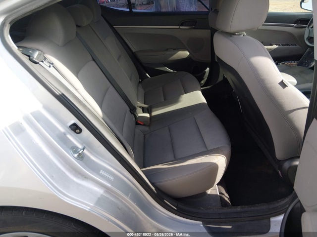 KMHD74LF1HU359930 Hyundai ELANTRA SE