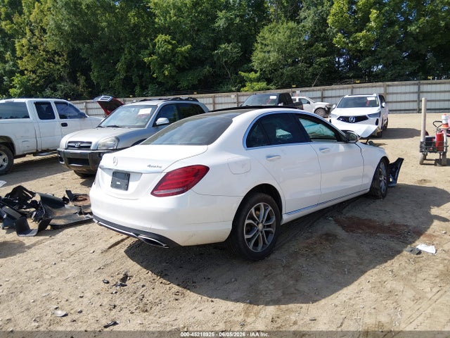 Продажа на аукционе авто 2015 Mercedes-benz C 300 4matic, vin: 55SWF4KB8FU083622, номер лота: 45218925
