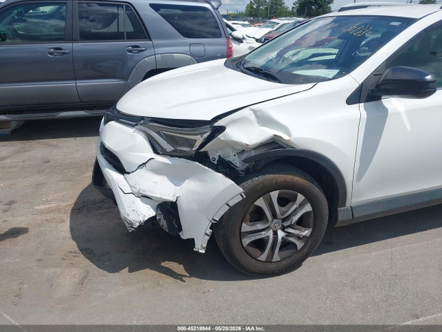 Aukcja sprzedaży 2018 Toyota Rav4 Le, vin: JTMZFREV6JJ176013, numer aukcji: 45218944