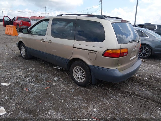 Aukcja sprzedaży 2000 Toyota Sienna Le, vin: 4T3ZF13C8YU181731, numer aukcji: 45218957