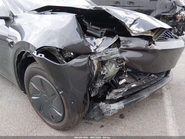 2026 Tesla Model Y Premium Rear-wheel Drive/rear-wheel Drive მანქანა იყიდება აუქციონზე, vin: 7SAYGDED8TA602409, აუქციონის ნომერი: 45218963