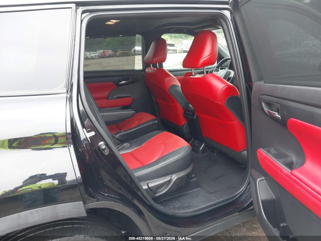 Продажа на аукционе авто 2022 Toyota Highlander Xse, vin: 5TDLZRBH4NS176905, номер лота: 45219008