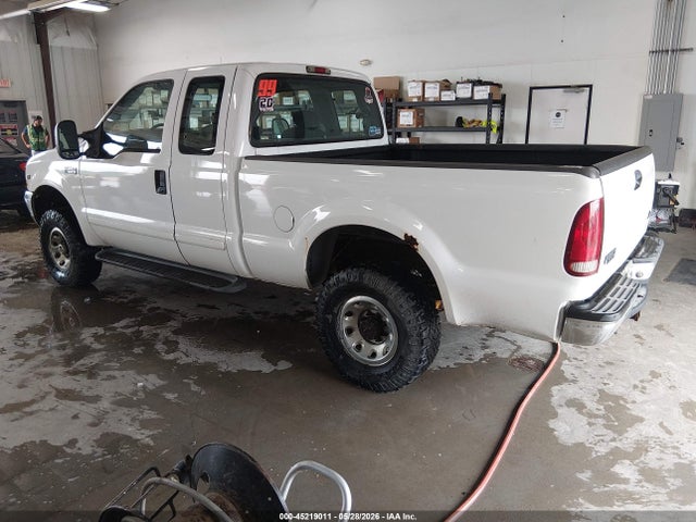 2002 Ford F-250 Lariat/xl/xlt მანქანა იყიდება აუქციონზე, vin: 1FTNX21S62EB25541, აუქციონის ნომერი: 45219011