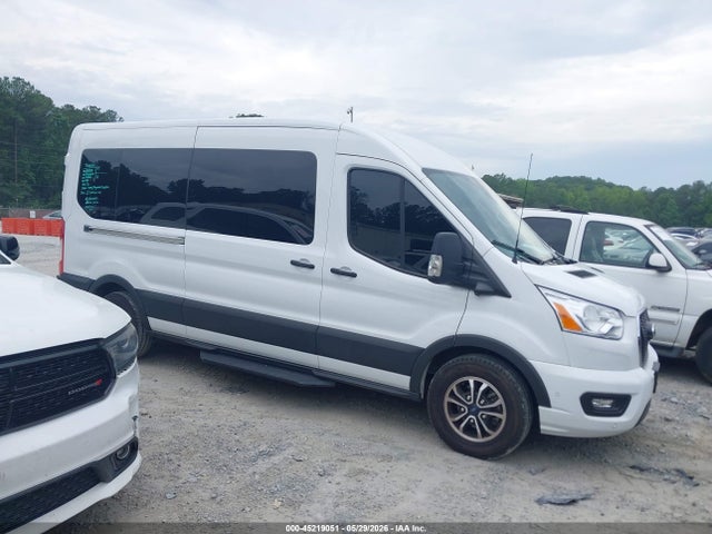 45219051 :رقم المزاد ، 1FBAX2CG2NKA79398 vin ، 2022 Ford Transit-350 Passenger Van Xlt مزاد بيع