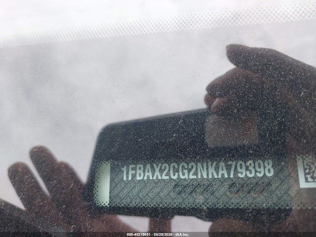 45219051 :رقم المزاد ، 1FBAX2CG2NKA79398 vin ، 2022 Ford Transit-350 Passenger Van Xlt مزاد بيع