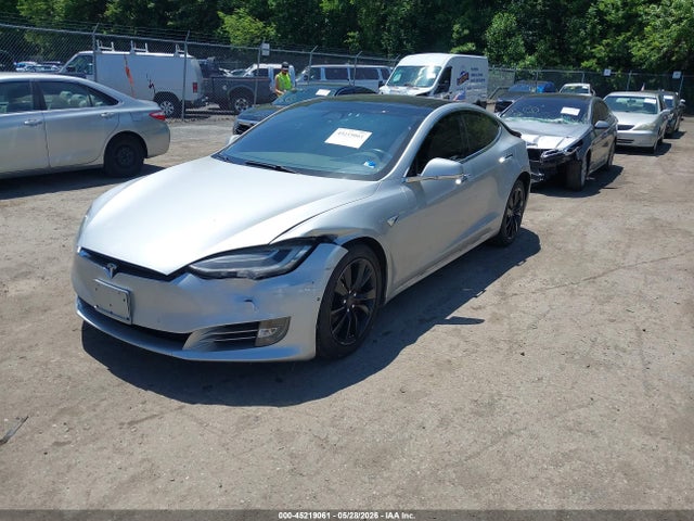 Tesla Model S 100d/60d/75d/90d/p100d 2017 5YJSA1E22HF183744 Image 2