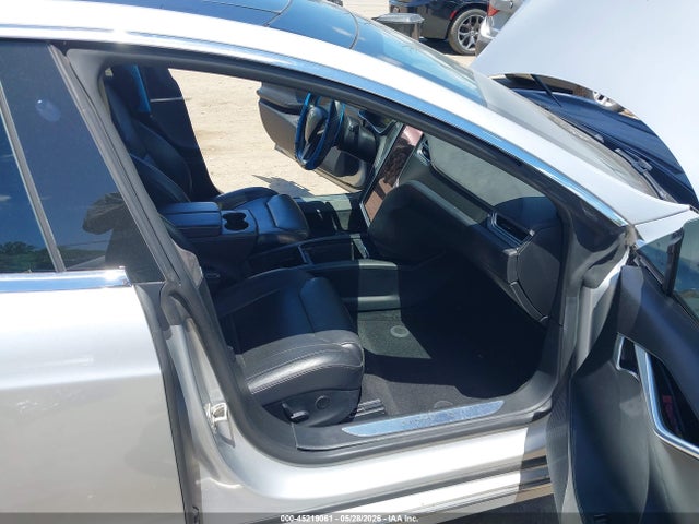 Tesla Model S 100d/60d/75d/90d/p100d 2017 5YJSA1E22HF183744 Image 5