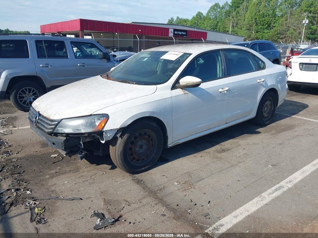 2012 Volkswagen Passat 2.5l S მანქანა იყიდება აუქციონზე, vin: 1VWAP7A39CC004212, აუქციონის ნომერი: 45219080