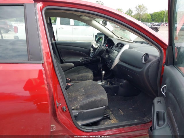 45219084 :رقم المزاد ، 3N1CN7AP6KL805433 vin ، 2019 Nissan Versa 1.6 Sv مزاد بيع