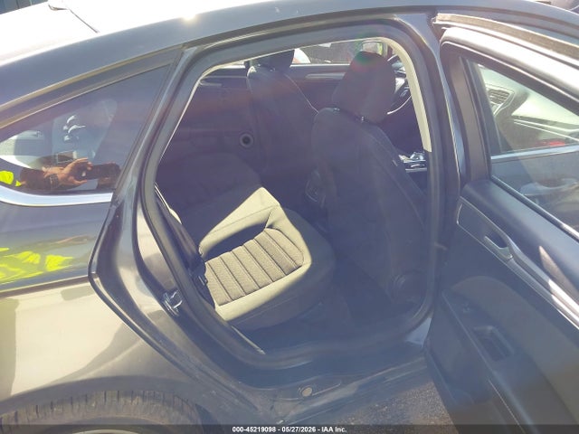 45219098 :رقم المزاد ، 3FA6P0HD5LR221469 vin ، 2020 Ford Fusion Se مزاد بيع