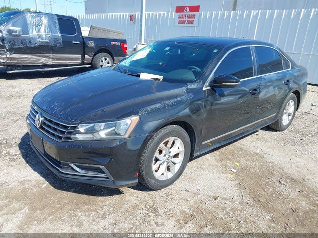 2016 Volkswagen Passat 1.8t S მანქანა იყიდება აუქციონზე, vin: 1VWAT7A38GC050471, აუქციონის ნომერი: 45219107