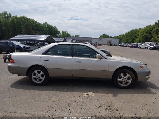 45219182 :رقم المزاد ، JT8BF28G5X5059142 vin ، 1999 Lexus Es 300 مزاد بيع