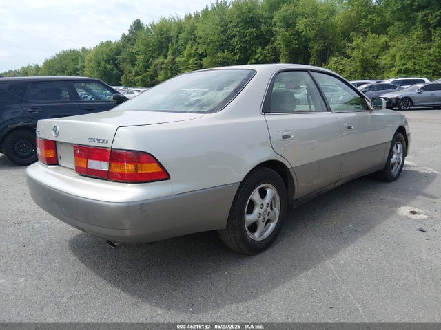45219182 :رقم المزاد ، JT8BF28G5X5059142 vin ، 1999 Lexus Es 300 مزاد بيع