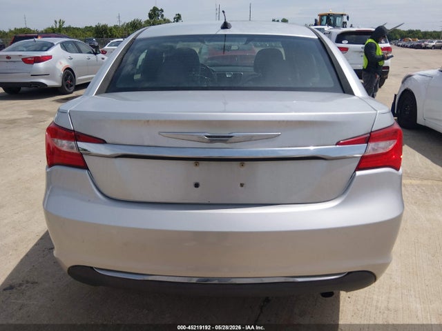 Auction sale of the 2012 Chrysler 200 Touring, vin: 1C3CCBBB2CN330877, lot number: 45219192