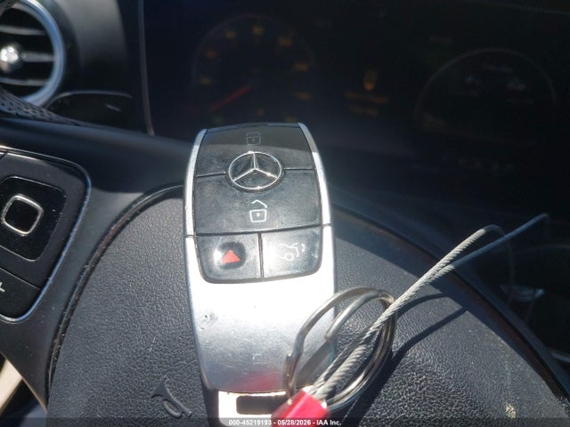 Продаж на аукціоні авто 2018 Mercedes-benz E 300, vin: WDDZF4JB2JA308723, номер лоту: 45219193