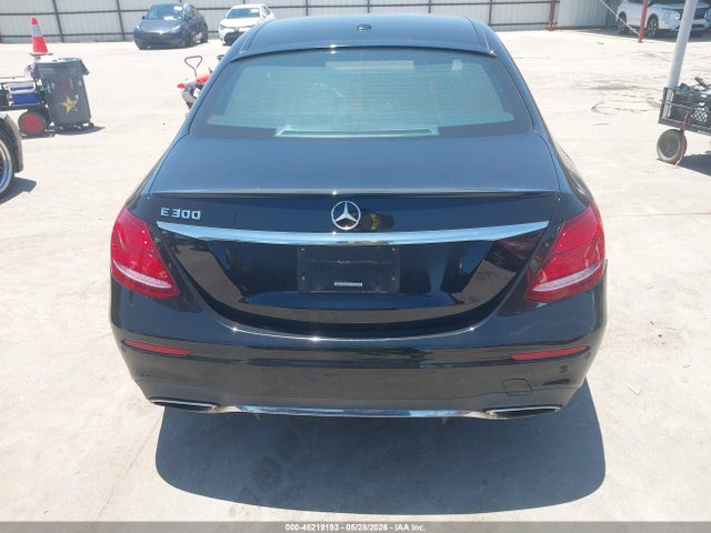 Продаж на аукціоні авто 2018 Mercedes-benz E 300, vin: WDDZF4JB2JA308723, номер лоту: 45219193