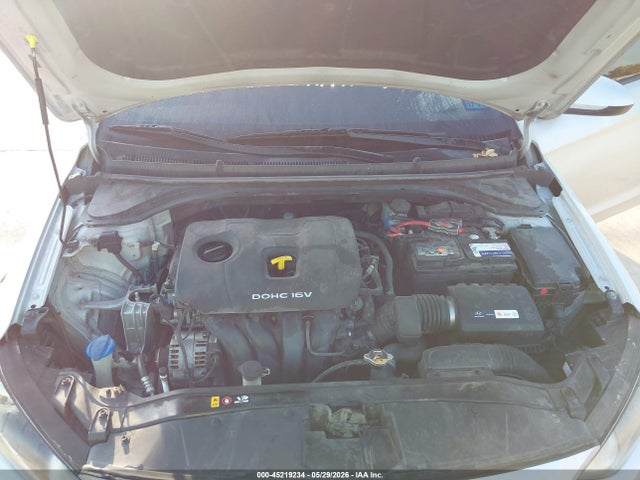 5NPD84LF6JH331171 Hyundai ELANTRA SEL