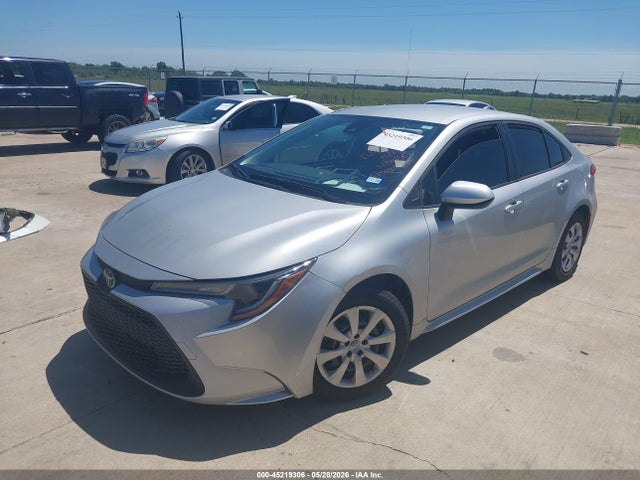 Toyota COROLLA LE 2022 JTDEPMAE5NJ210095 Image 2